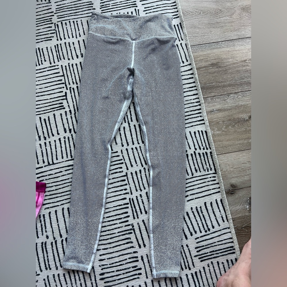 Zyia leggings